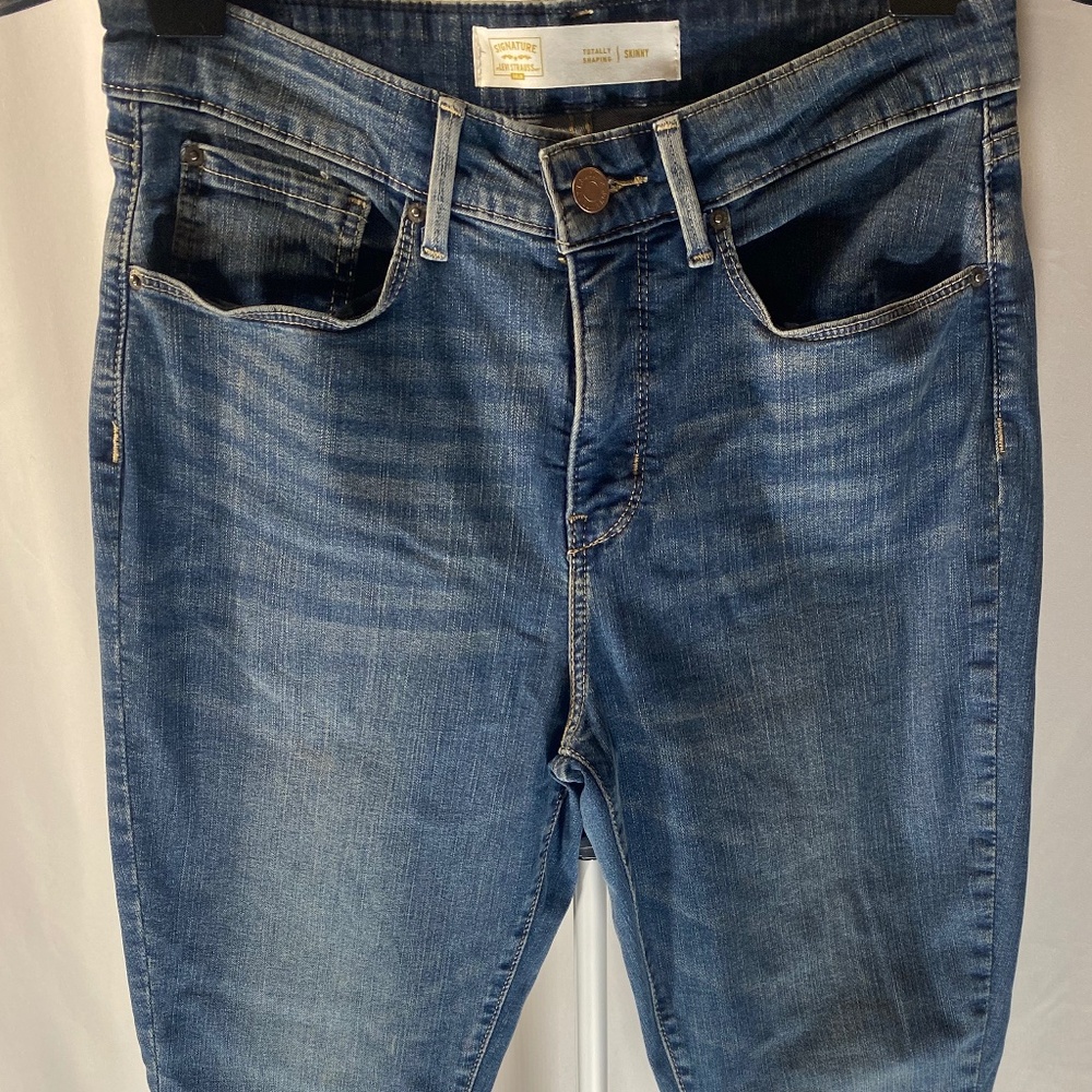 Levi Strauss Signature Gold Totally Shaping Skinny Jeans Women’s W30 L30